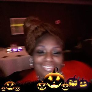 Meet your Posher, Fredericka